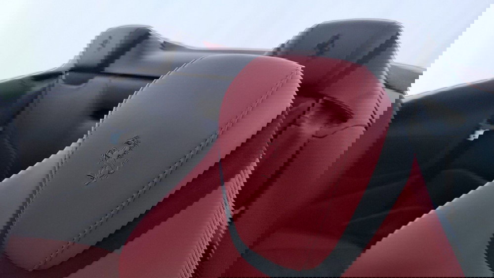 Ferrari Roma Spider usata a Perugia (15)