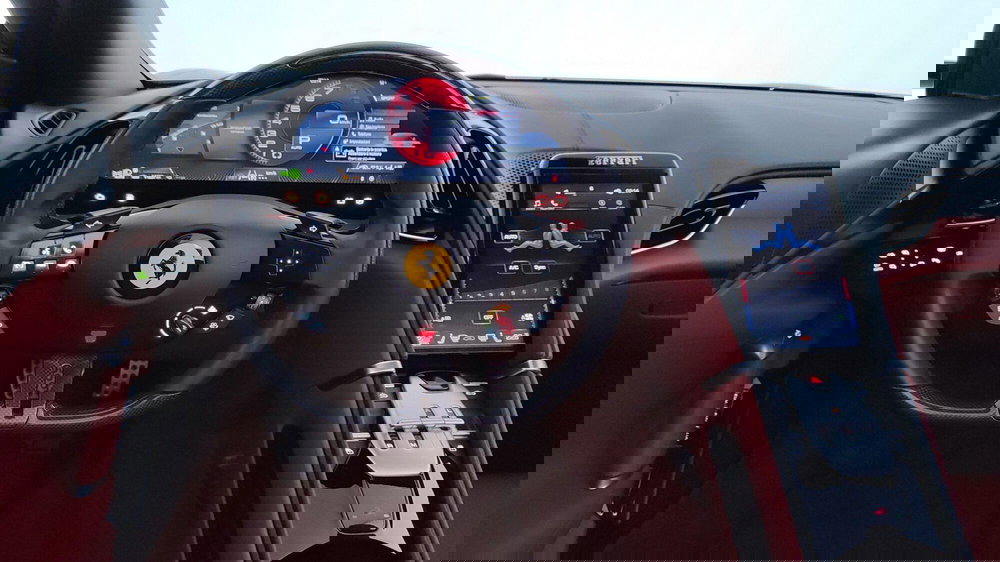 Ferrari Roma Spider usata a Perugia (17)