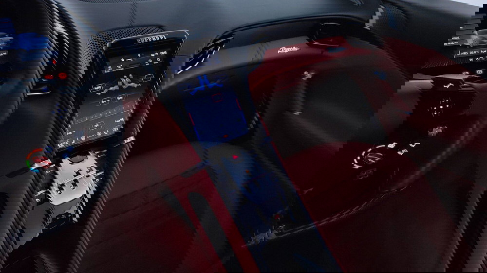 Ferrari Roma Spider usata a Perugia (18)