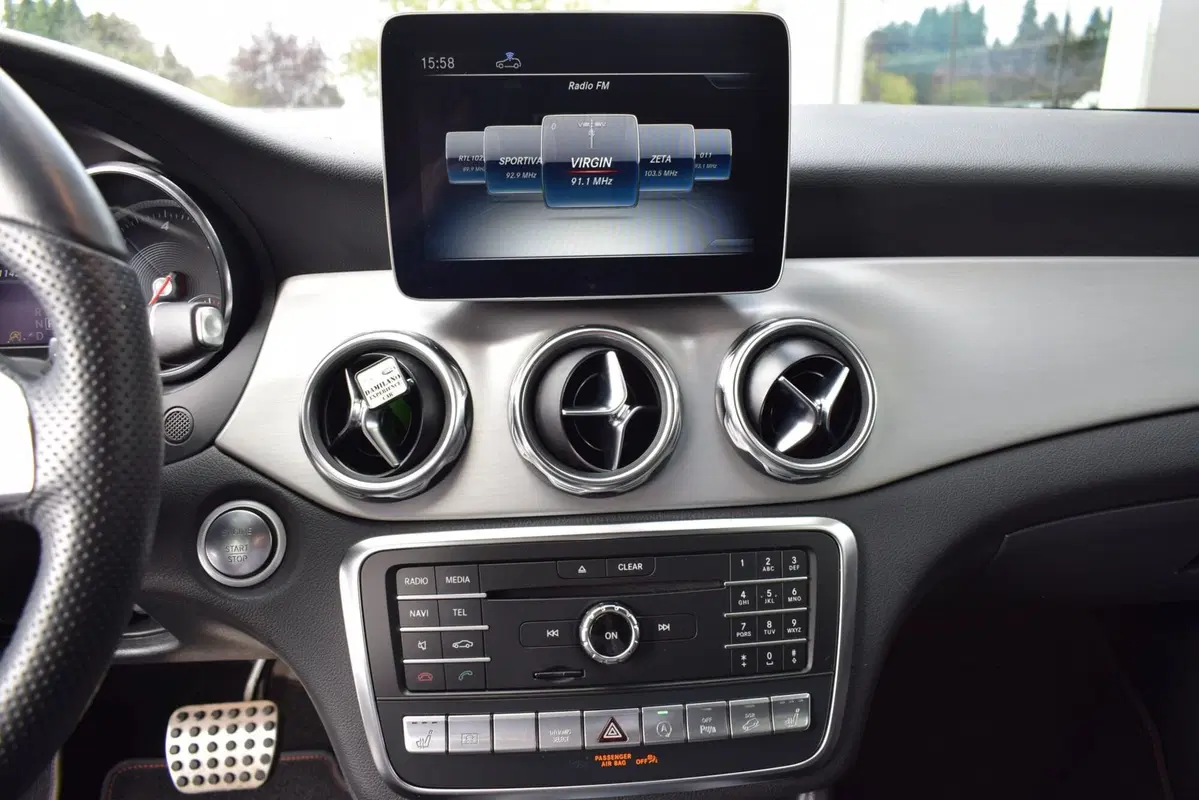 Mercedes-Benz GLA SUV usata a Cuneo (11)