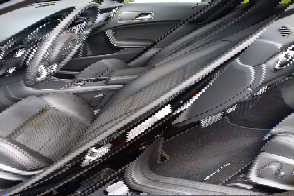 Mercedes-Benz GLA SUV usata a Cuneo (15)