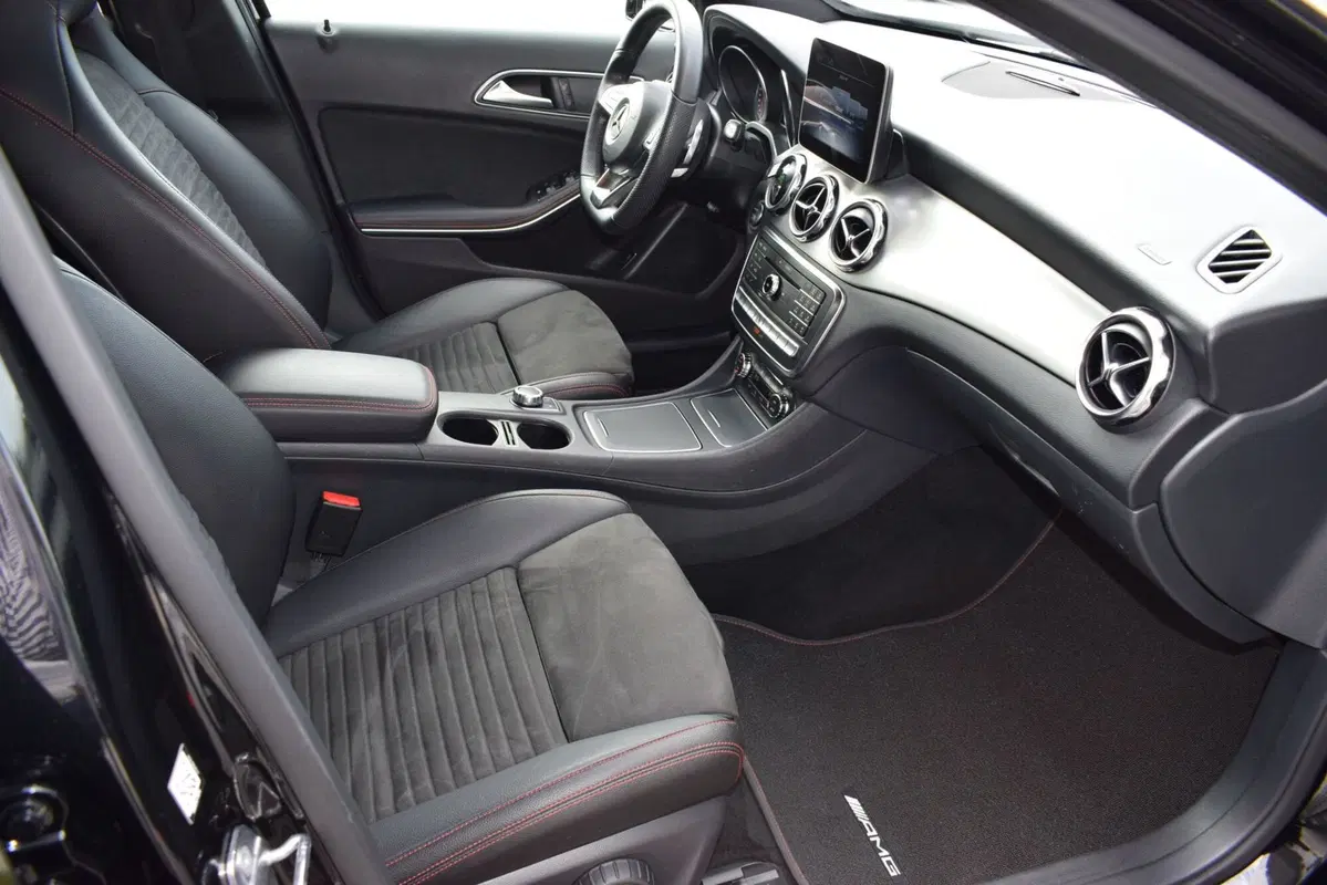 Mercedes-Benz GLA SUV usata a Cuneo (16)