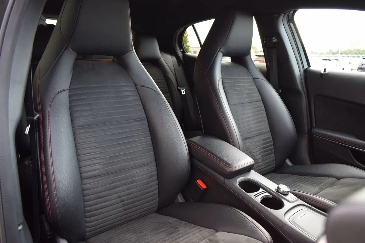 Mercedes-Benz GLA SUV usata a Cuneo (18)