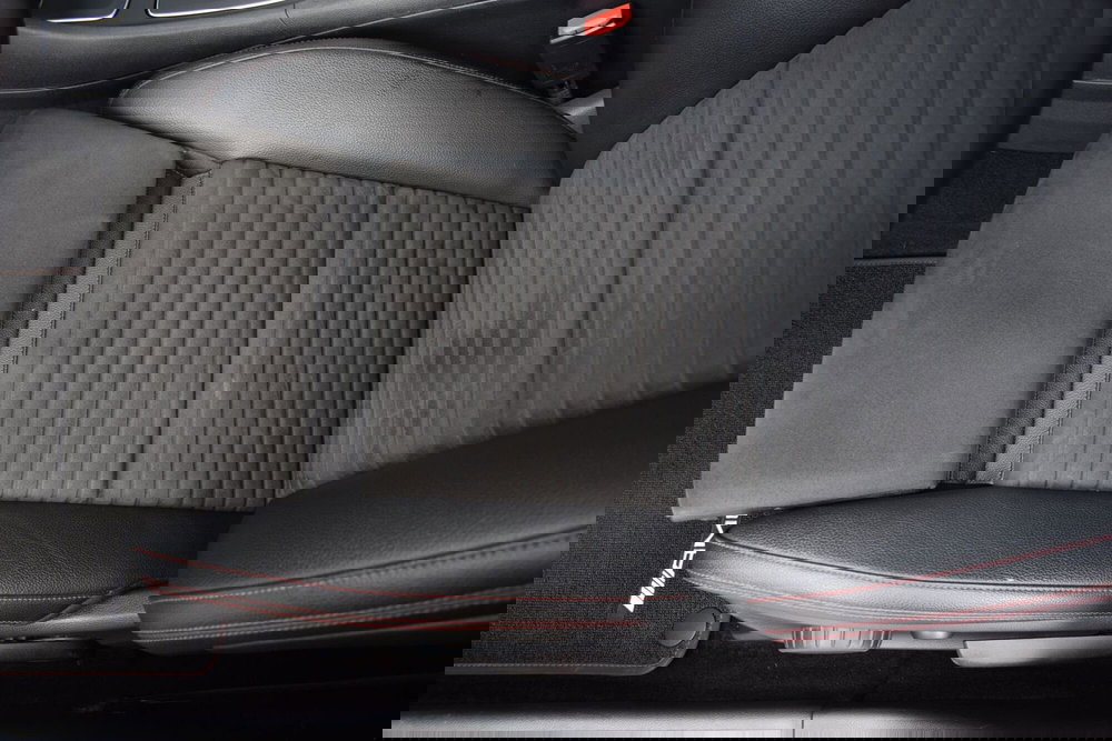 Mercedes-Benz GLA SUV usata a Cuneo (20)