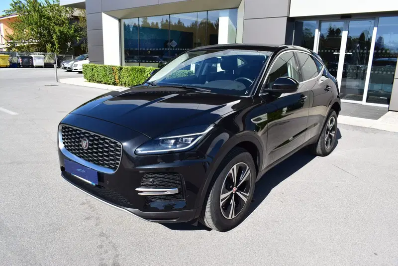 Jaguar E-Pace usata a Cuneo