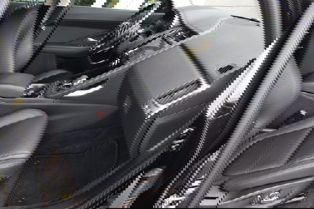 Jaguar E-Pace usata a Cuneo (13)