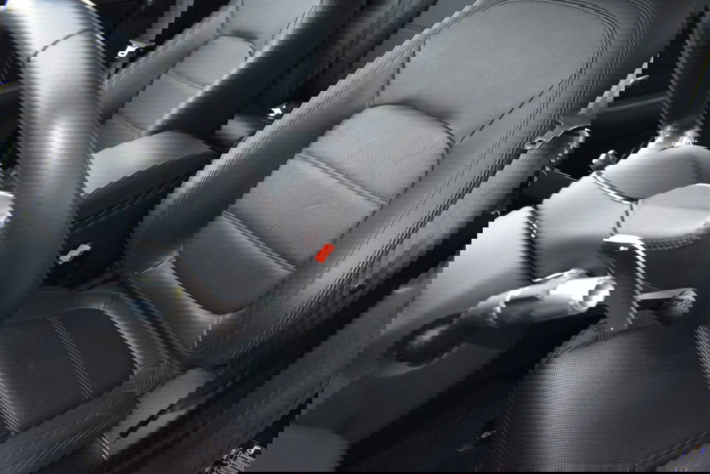 Jaguar E-Pace usata a Cuneo (14)