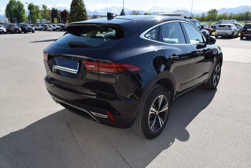 Jaguar E-Pace usata a Cuneo (8)