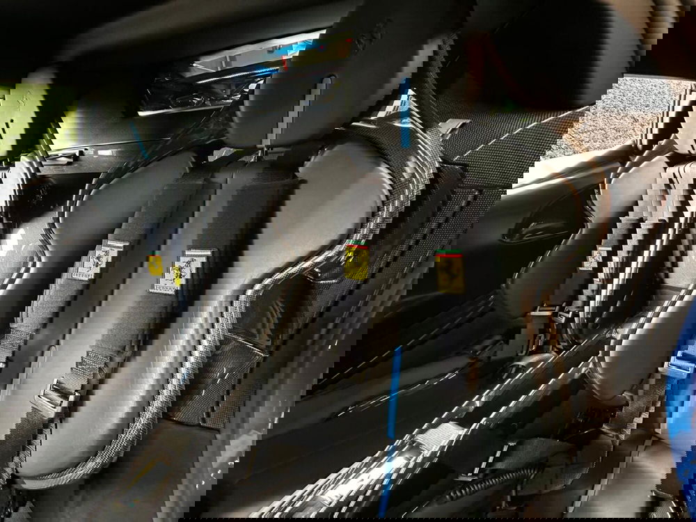 Ferrari SF90 Coupé usata a Perugia (12)