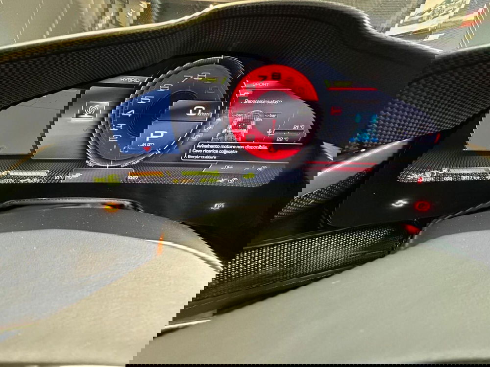 Ferrari SF90 Coupé usata a Perugia (13)