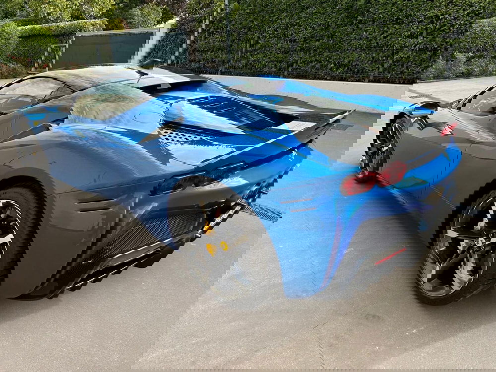 Ferrari SF90 Coupé usata a Perugia (6)