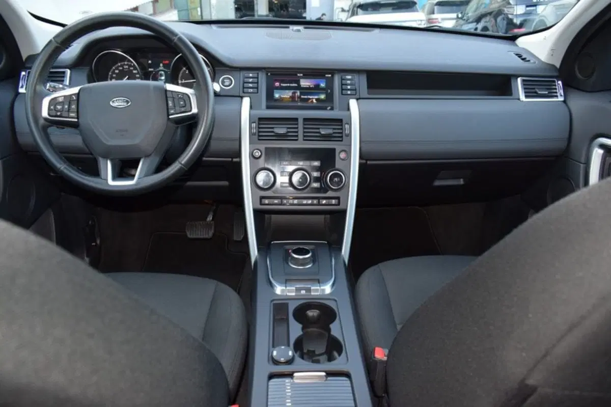 Land Rover Discovery Sport usata a Cuneo (11)