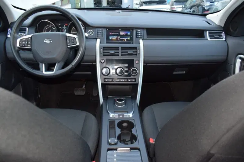 Land Rover Discovery Sport usata a Cuneo (11)