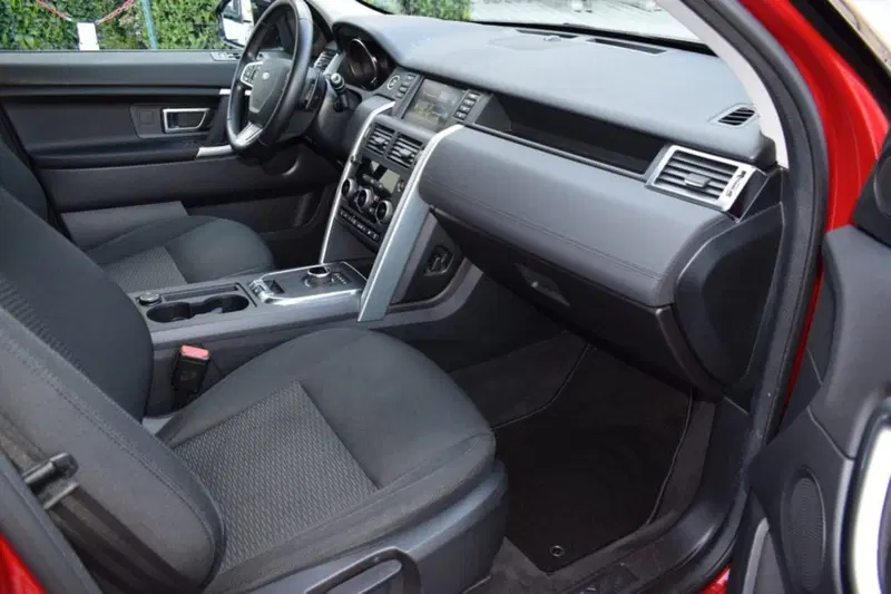 Land Rover Discovery Sport usata a Cuneo (13)