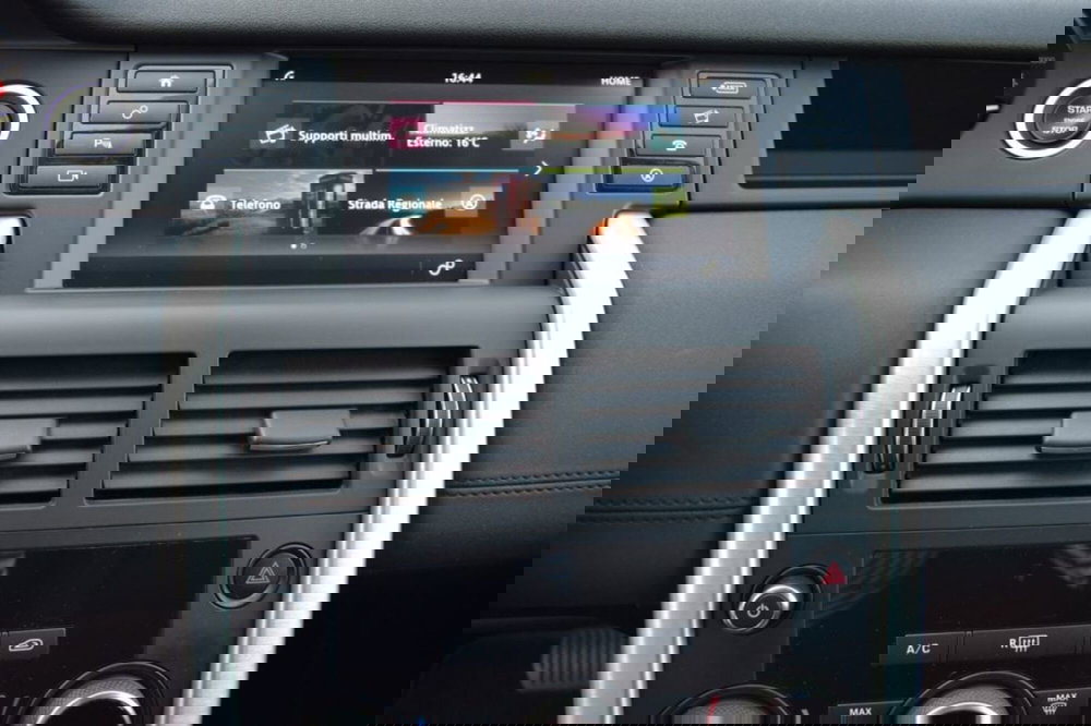 Land Rover Discovery Sport usata a Cuneo (18)