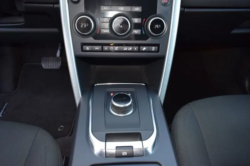 Land Rover Discovery Sport usata a Cuneo (19)