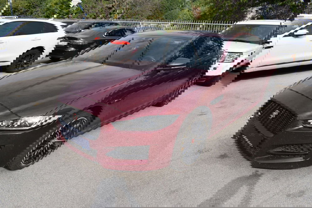 Jaguar XE usata a Cuneo