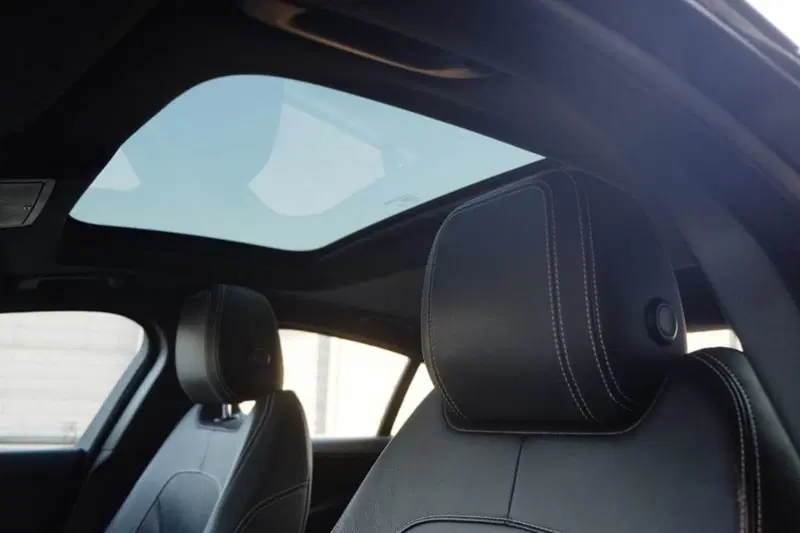 Jaguar XE usata a Cuneo (16)