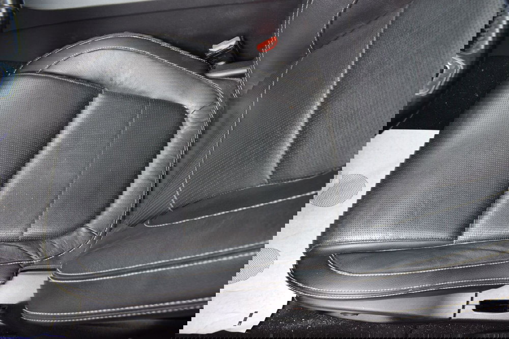 Jaguar XE usata a Cuneo (17)