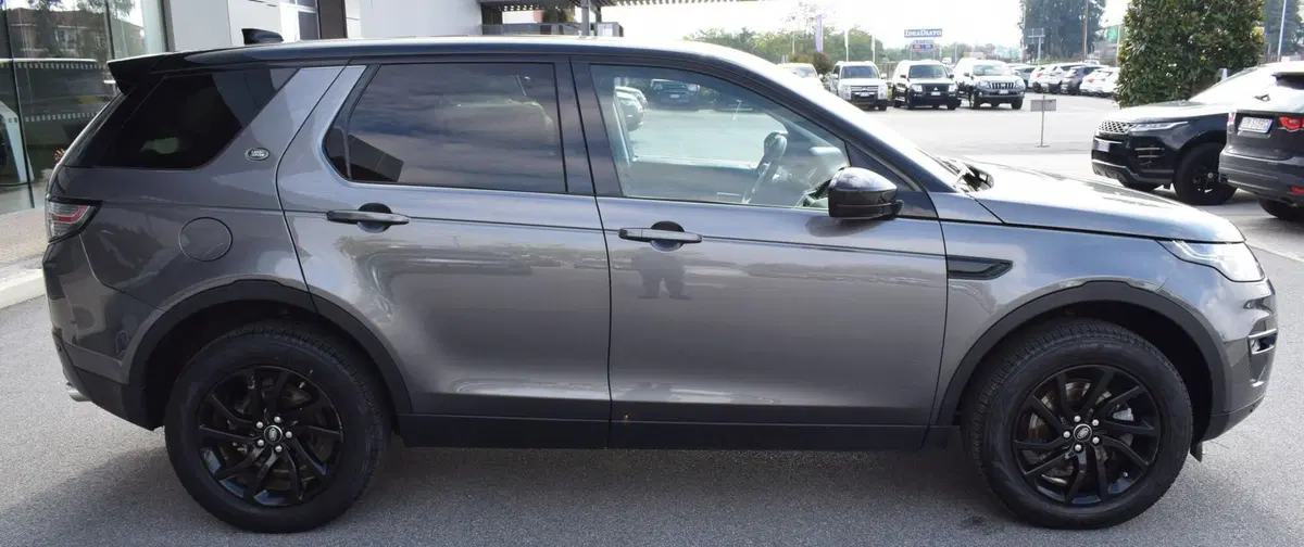 Land Rover Discovery Sport usata a Cuneo (5)