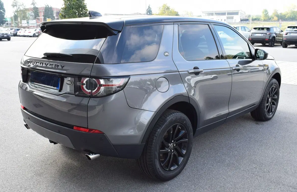Land Rover Discovery Sport usata a Cuneo (8)