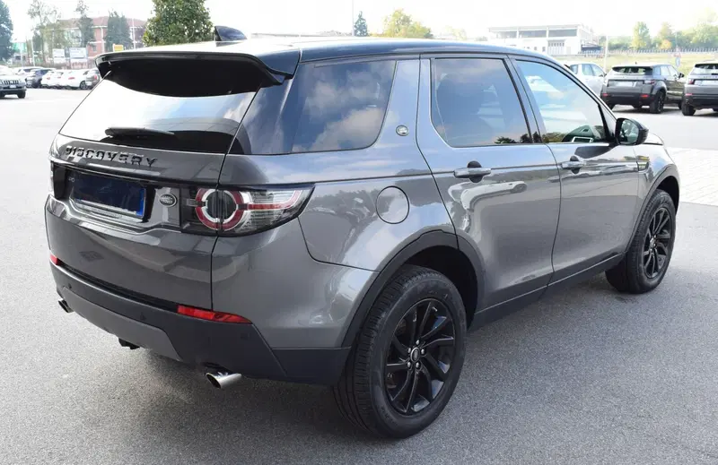 Land Rover Discovery Sport usata a Cuneo (8)