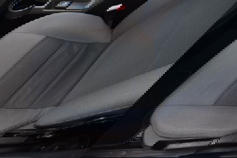 Land Rover Discovery usata a Cuneo (16)