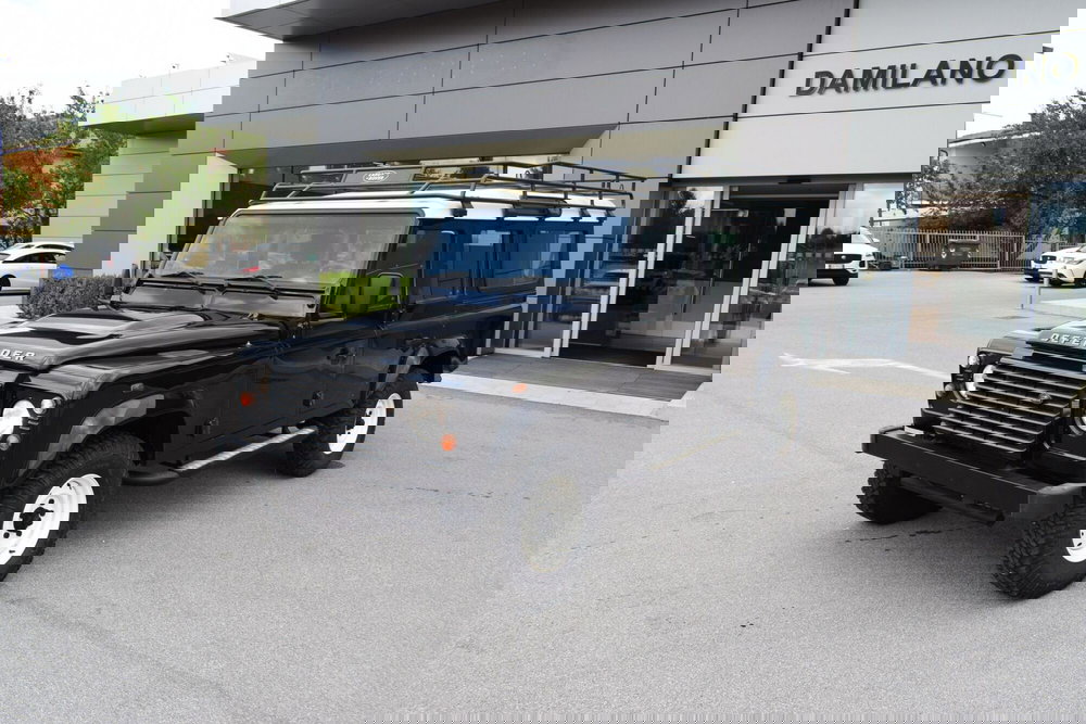 Land Rover Defender usata a Cuneo