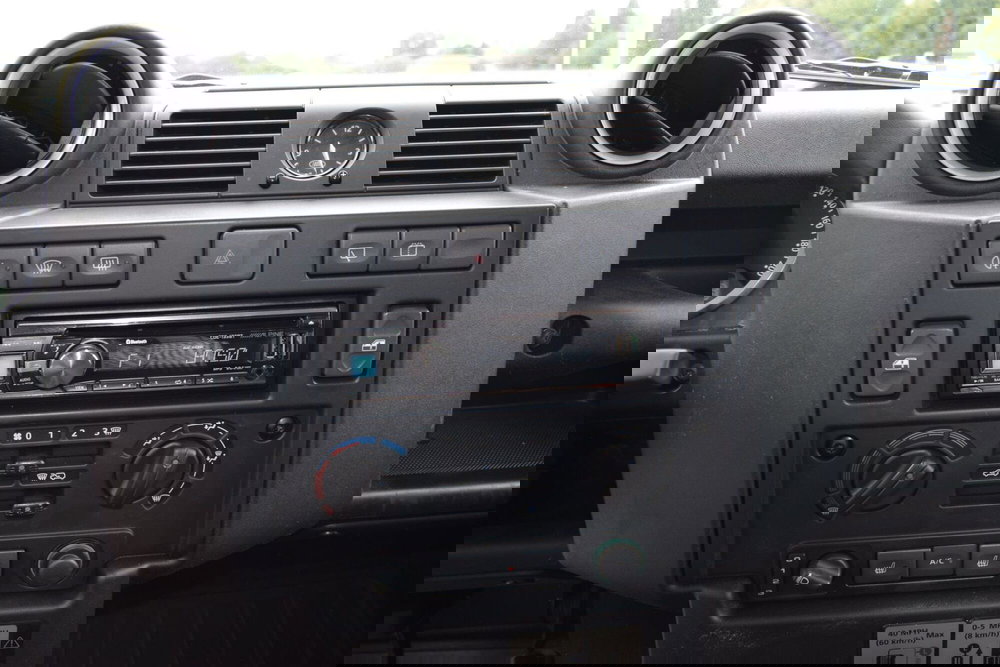 Land Rover Defender usata a Cuneo (12)