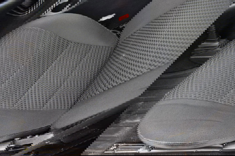 Land Rover Defender usata a Cuneo (18)