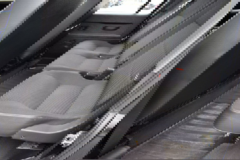 Land Rover Defender usata a Cuneo (20)