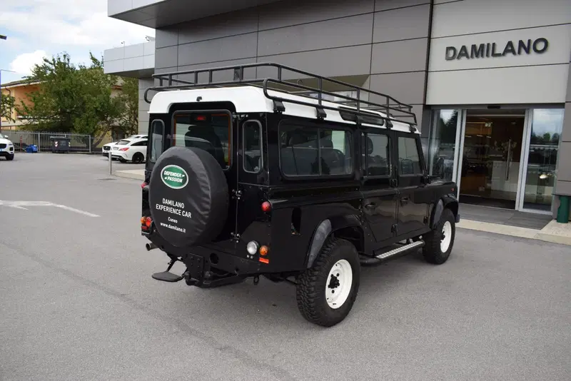 Land Rover Defender usata a Cuneo (8)