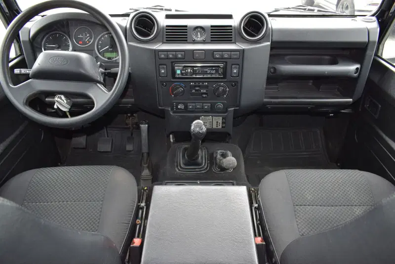 Land Rover Defender usata a Cuneo (9)