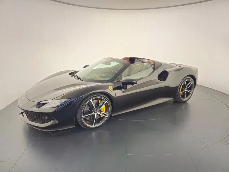 Ferrari 296 Spider usata a Perugia