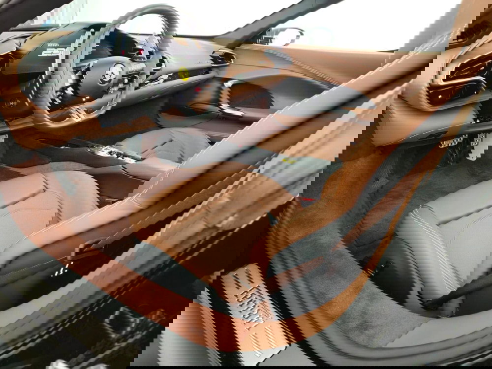 Ferrari 296 Spider usata a Perugia (12)