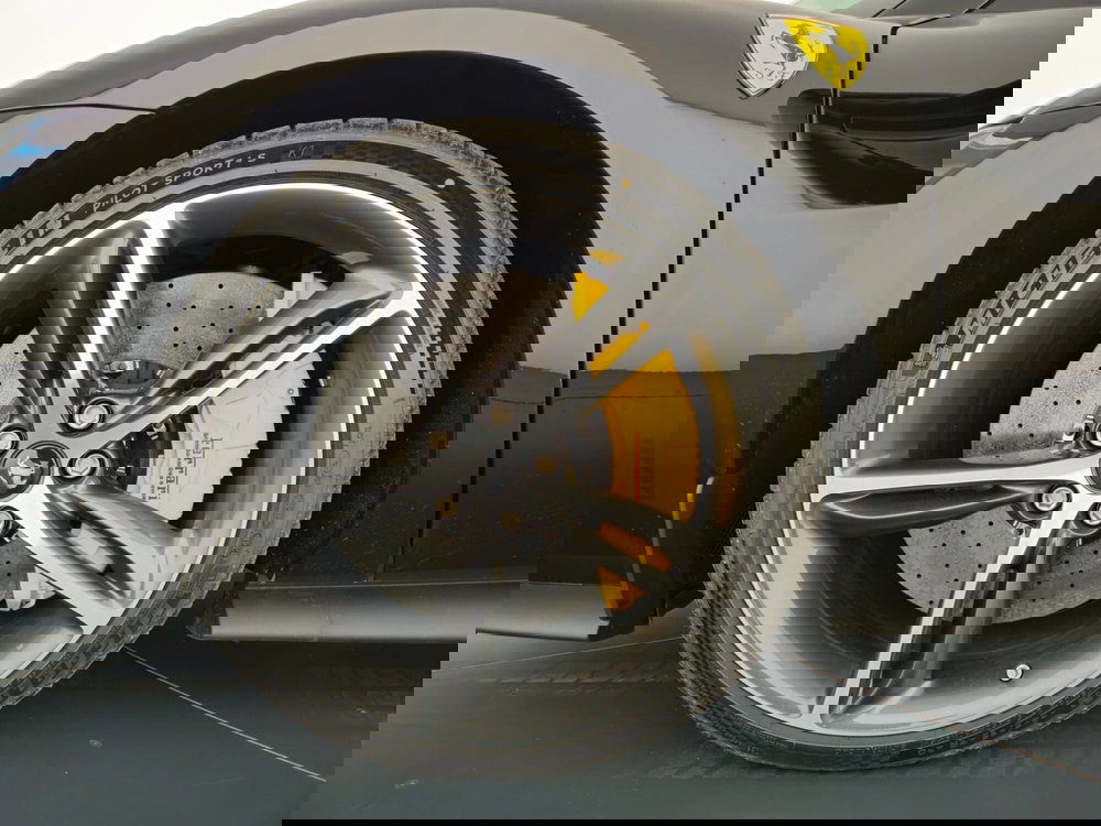 Ferrari 296 Spider usata a Perugia (9)