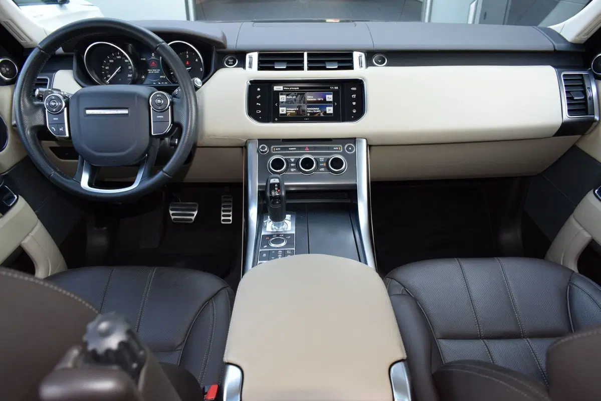 Land Rover Range Rover Sport usata a Cuneo (9)