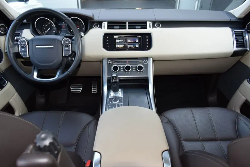 Land Rover Range Rover Sport usata a Cuneo (9)
