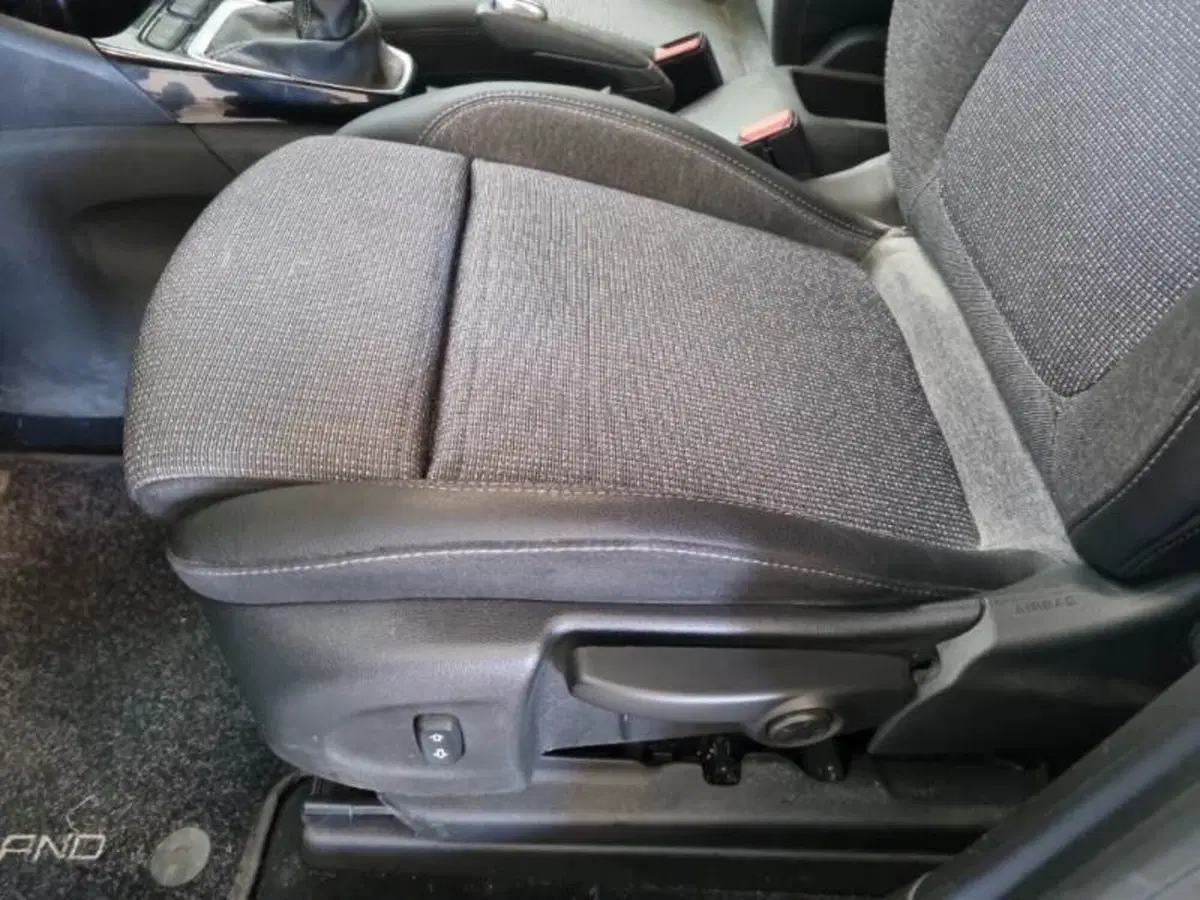 Opel Crossland usata a Perugia (10)