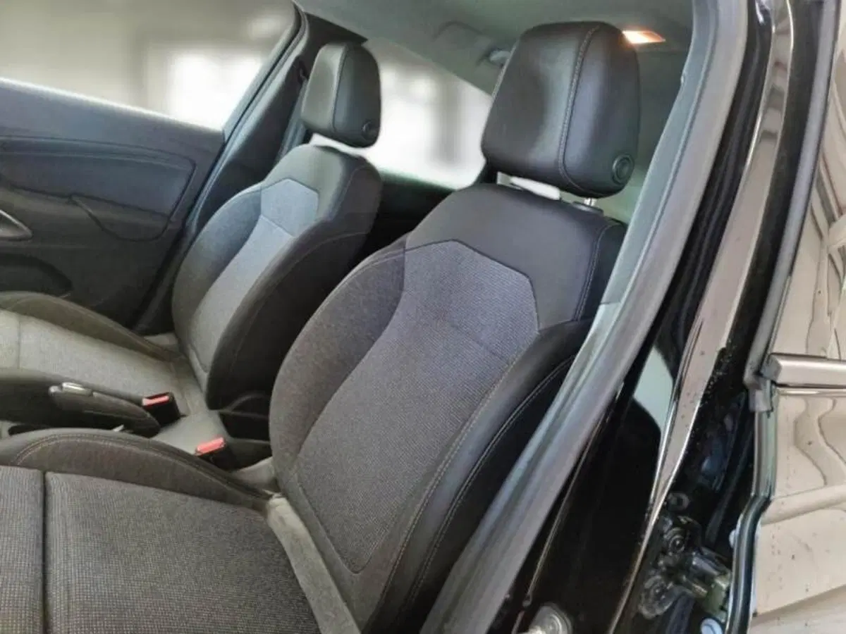 Opel Crossland usata a Perugia (9)