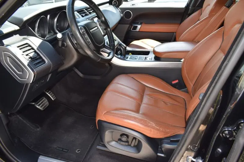 Land Rover Range Rover Sport usata a Cuneo (12)