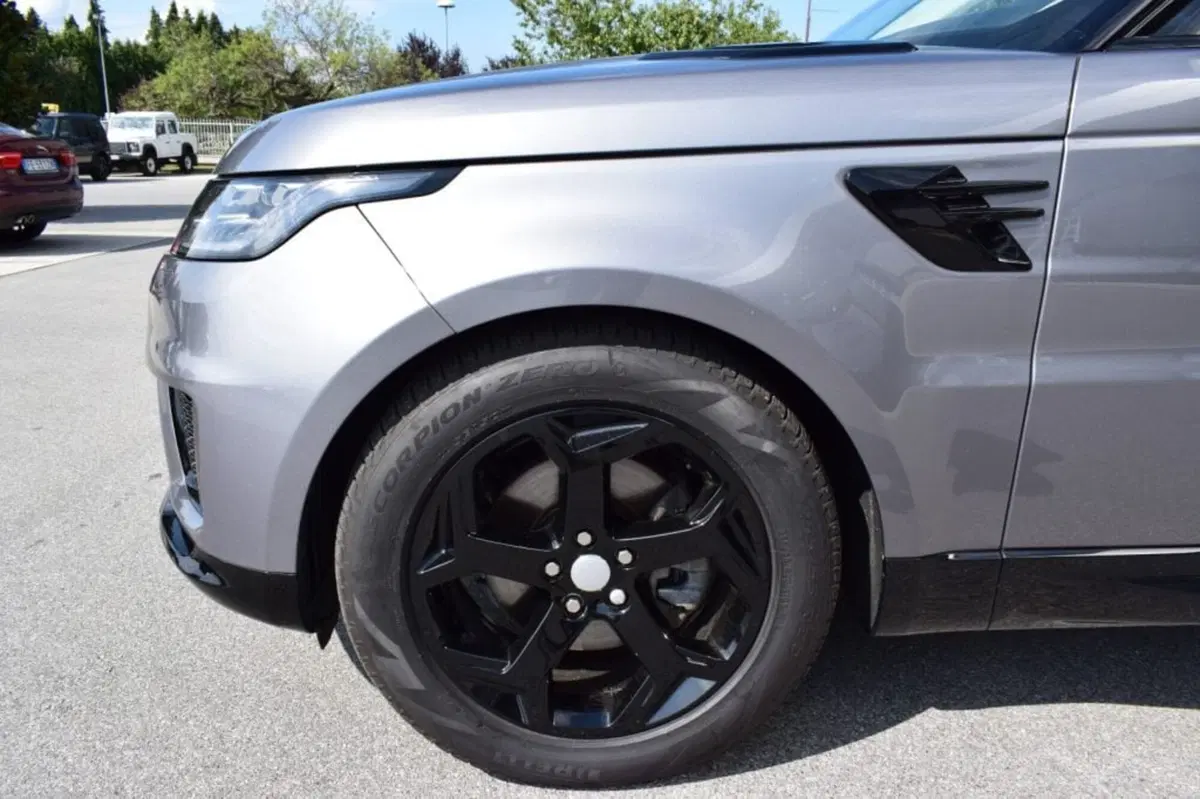 Land Rover Range Rover Sport usata a Cuneo (18)