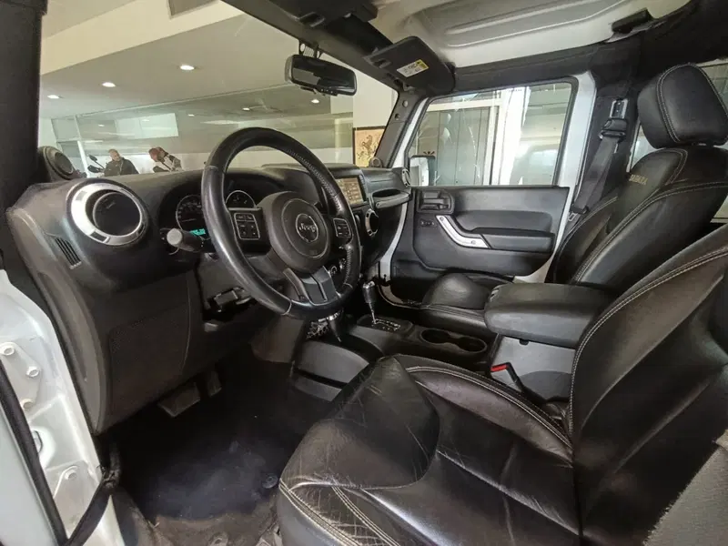 Jeep Wrangler usata a Perugia (10)