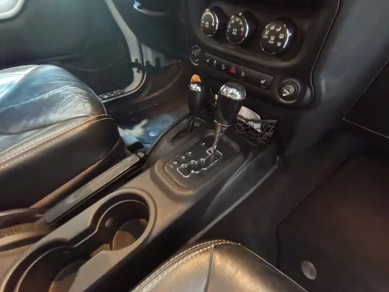 Jeep Wrangler usata a Perugia (13)
