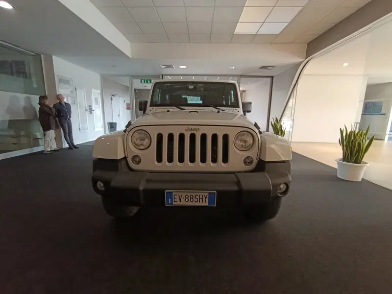 Jeep Wrangler usata a Perugia (2)