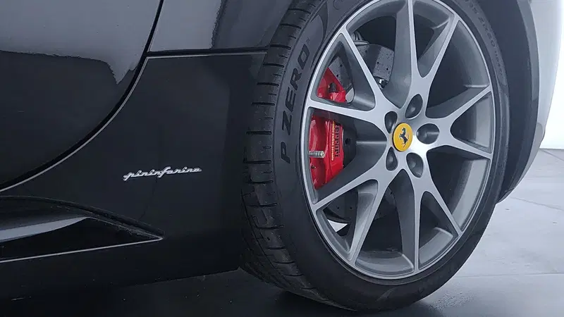Ferrari California Spider usata a Perugia (11)