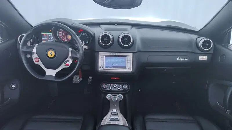 Ferrari California Spider usata a Perugia (15)