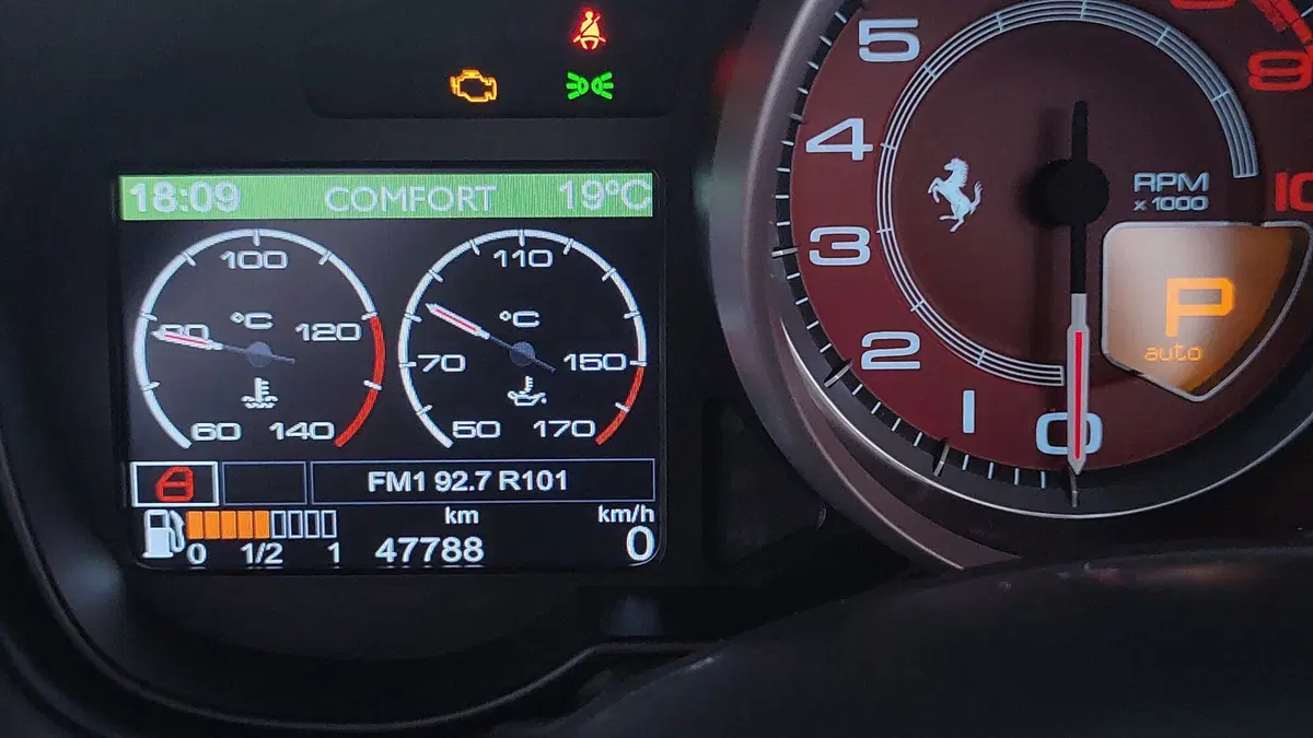 Ferrari California Spider usata a Perugia (18)
