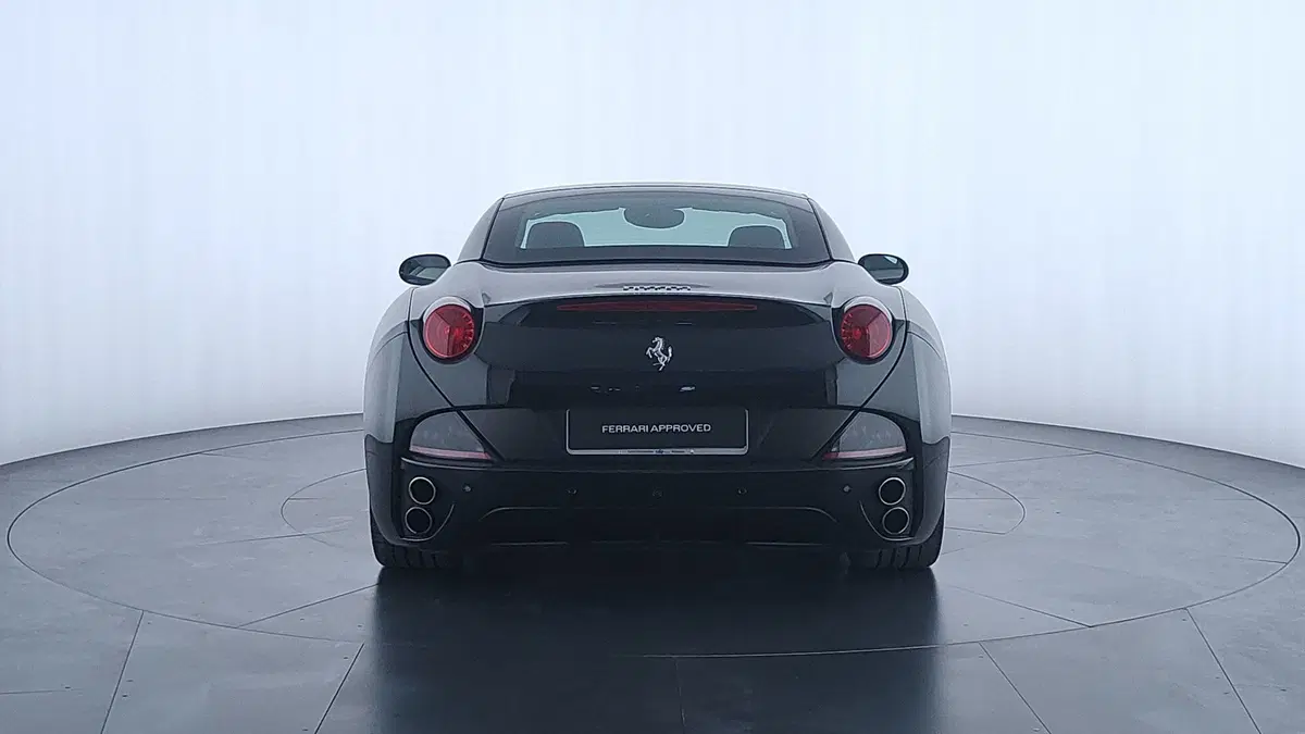 Ferrari California Spider usata a Perugia (6)