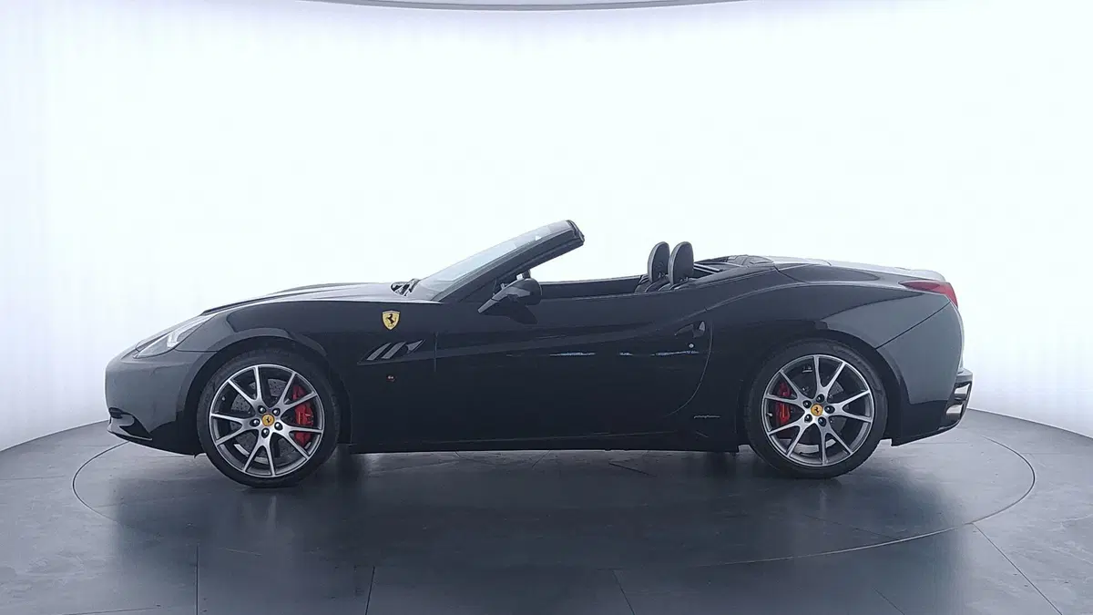 Ferrari California Spider usata a Perugia (8)